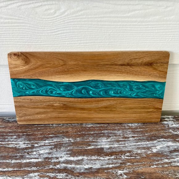 Turquoise Resin River Wood Cutting Board Charcuterie Board Cheeseboard Tray - Picture 5 of 5